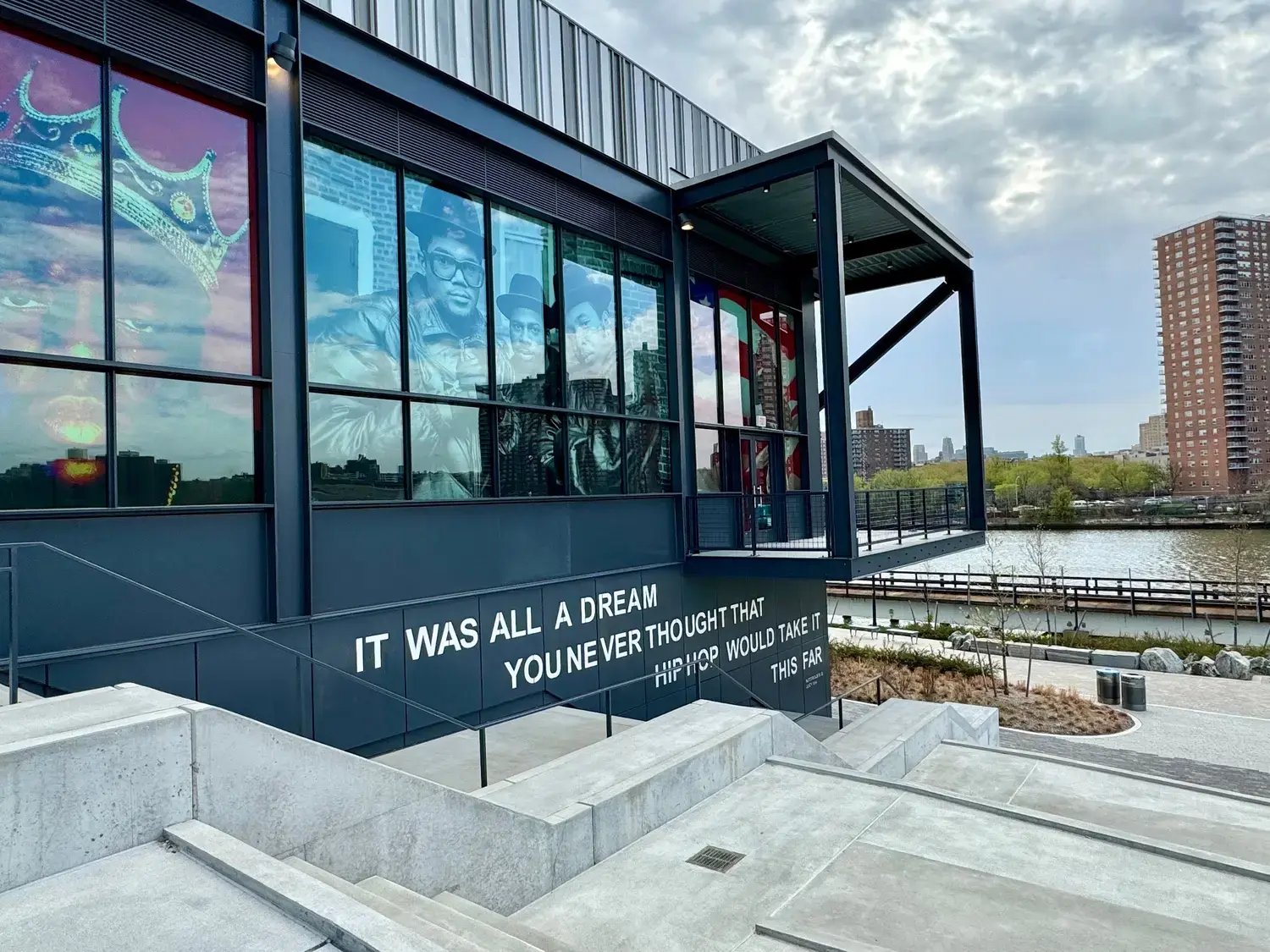Bronx Hip Hop Museum - Image by Here Now / Shutterstock.com