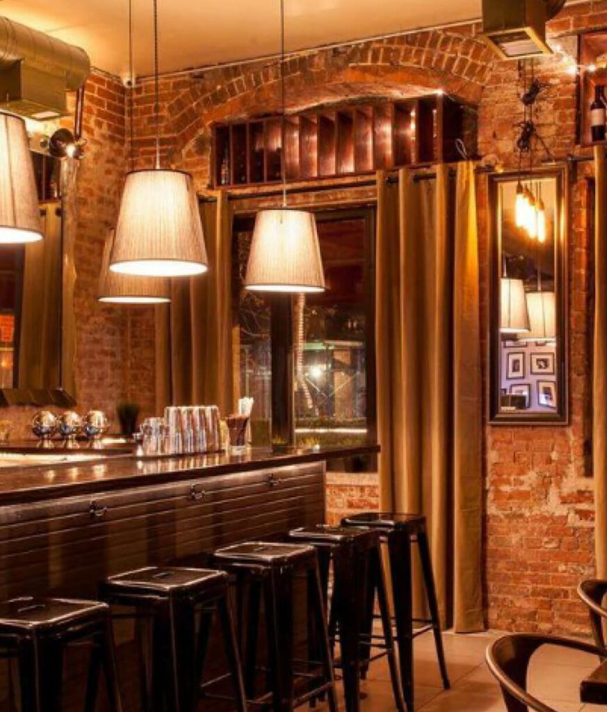 Charlies-Bar-Kitchen-873x1024