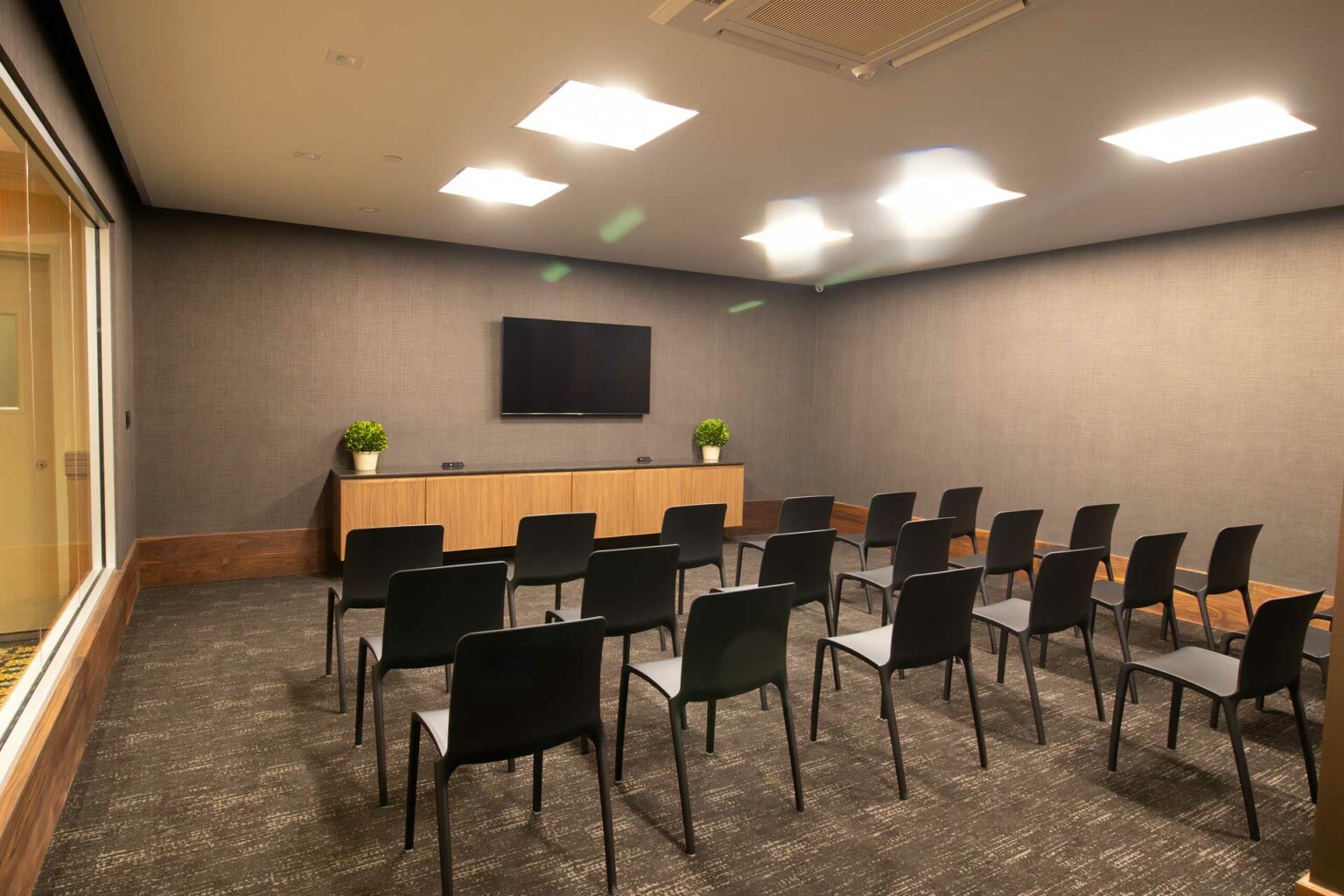 Yankee-Clubhouse-hero-1536x1024