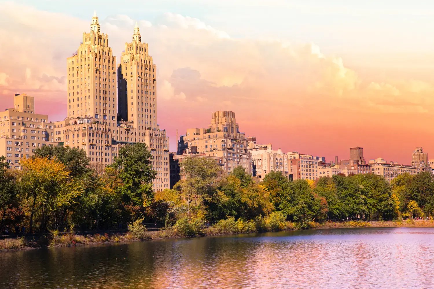 Central Park - Image by Structured Vision / Shutterstock.com