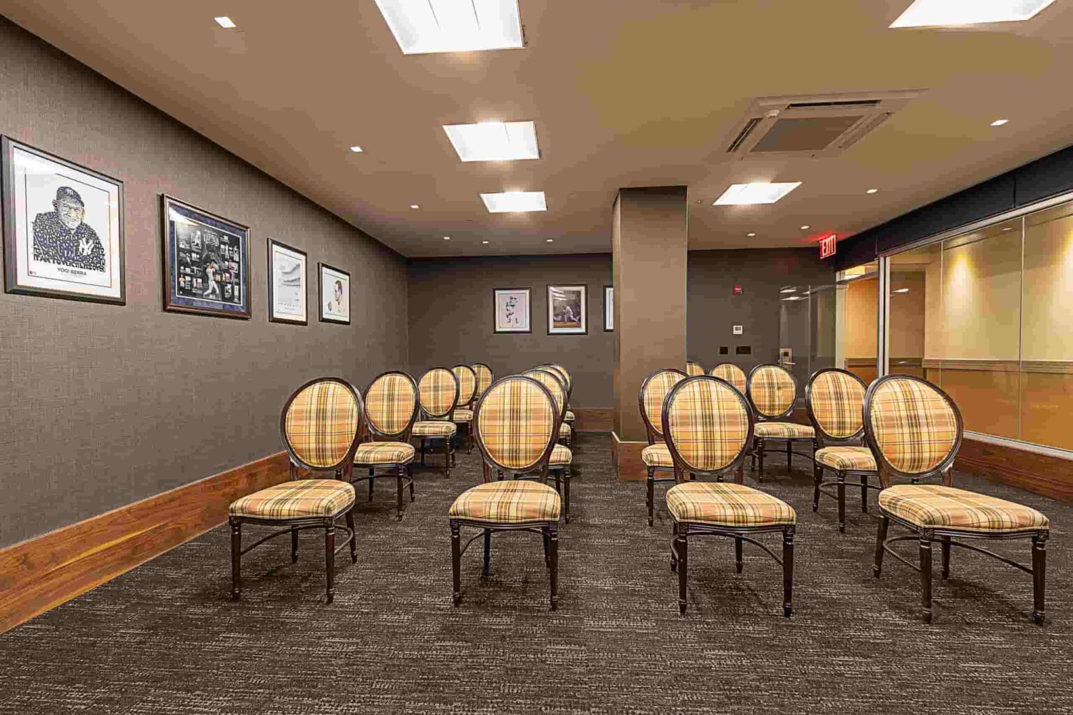 yankee-clubhouse-room-1536x1024